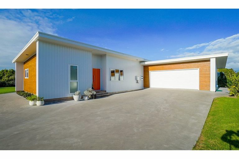 Photo of property in 10 Pathways Drive, Kerikeri, 0230