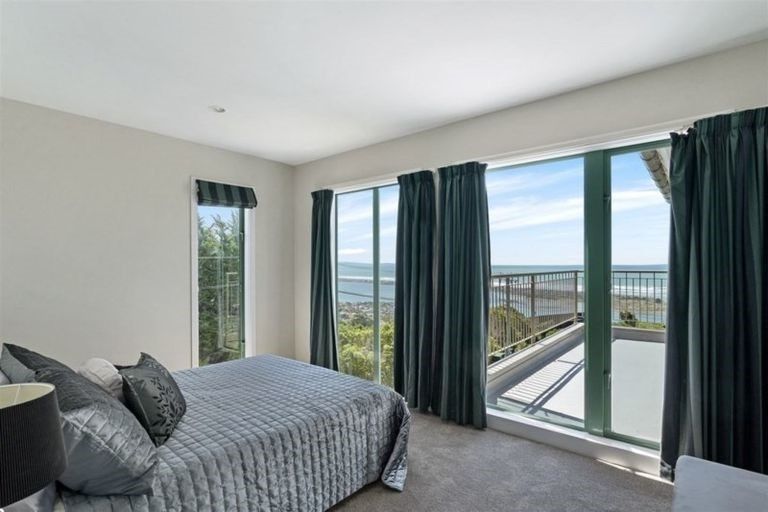 Photo of property in 141b Moncks Spur Road, Redcliffs, Christchurch, 8081
