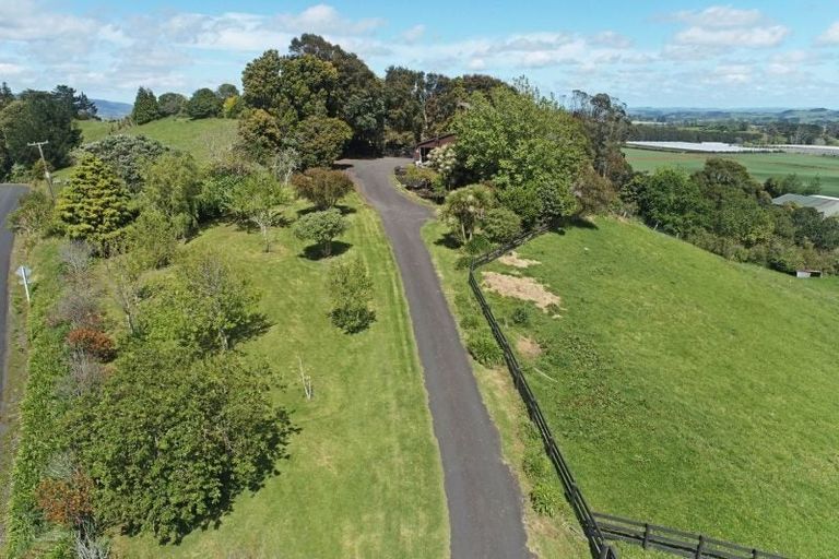 Photo of property in 10 Cameron Town Road, Pukekohe, 2678