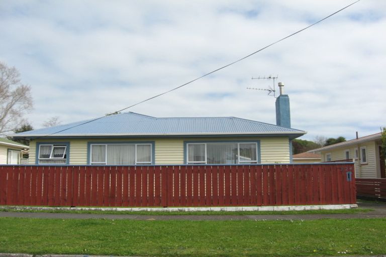 Photo of property in 324 Frankley Road, Ferndale, New Plymouth, 4310