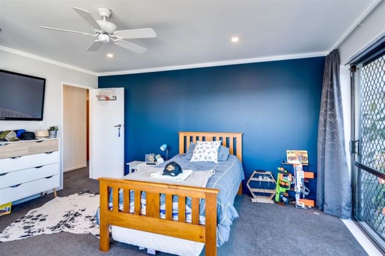 Photo of property in 15 Titoki Crescent, Pirimai, Napier, 4112