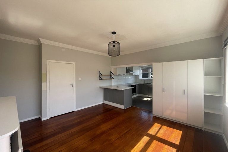 Photo of property in 923 High Street, Avalon, Lower Hutt, 5011