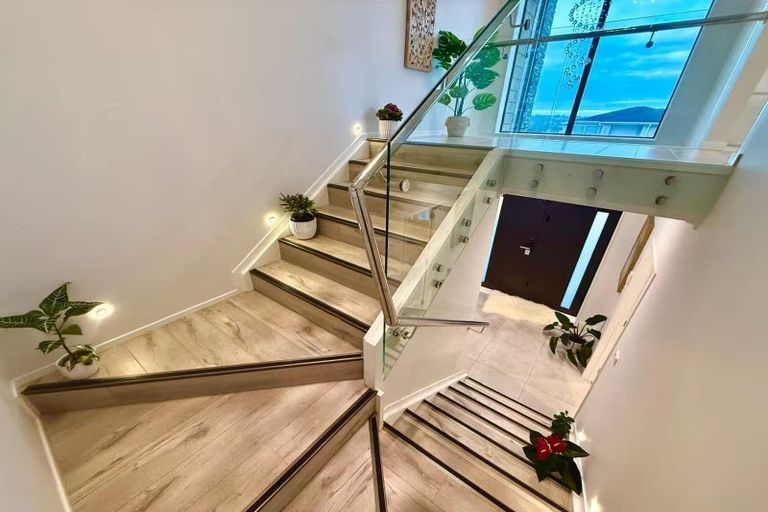 Photo of property in 31 Shibata Rise, Ranui, Auckland, 0612