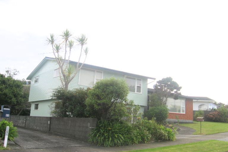 Photo of property in 24 Laurel Grove, Maungaraki, Lower Hutt, 5010