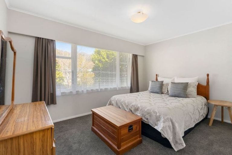 Photo of property in 11 Ruthven Road, Wainuiomata, Lower Hutt, 5014