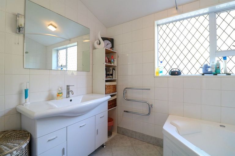 Photo of property in 1 Aker Road, Winchester, Temuka, 7986