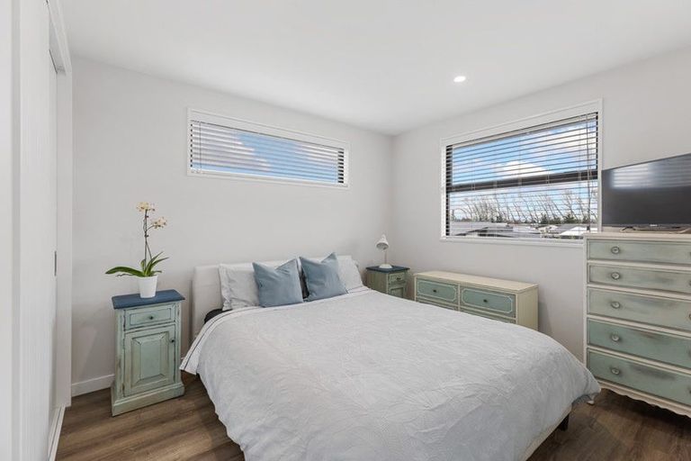 Photo of property in 20 Withers Crescent, Halswell, Christchurch, 8025