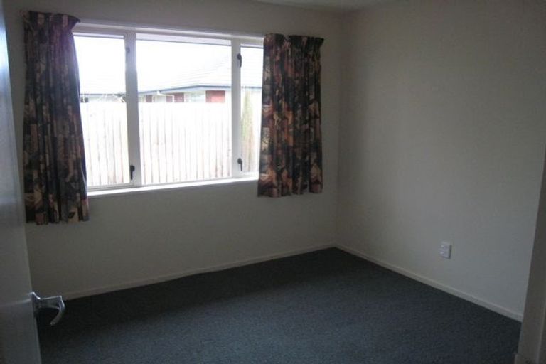 Photo of property in 10 Kydd Lane, Hornby, Christchurch, 8042