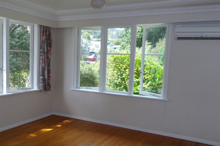 Photo of property in 110 Brunton Crescent, Thames, 3500