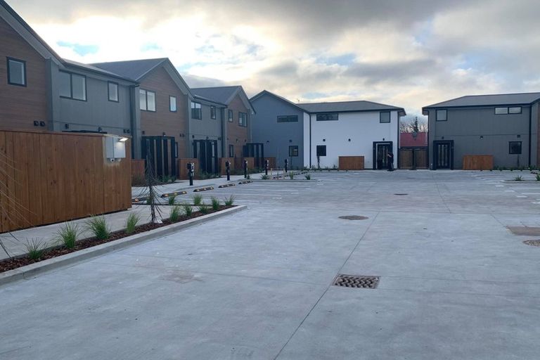 Photo of property in 3/25 Hargest Crescent, Sydenham, Christchurch, 8023