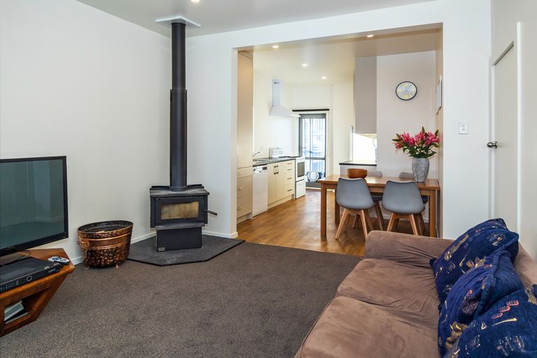 Photo of property in 76 North Street, Timaru, 7910