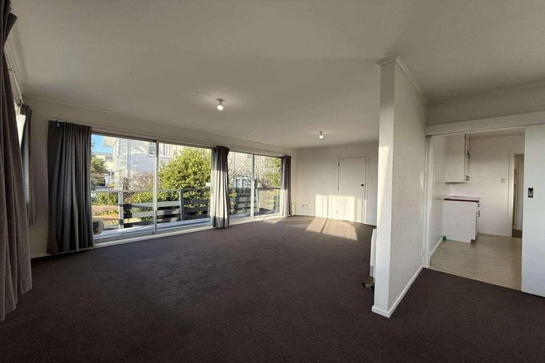 Photo of property in 285 Dowse Drive, Maungaraki, Lower Hutt, 5010