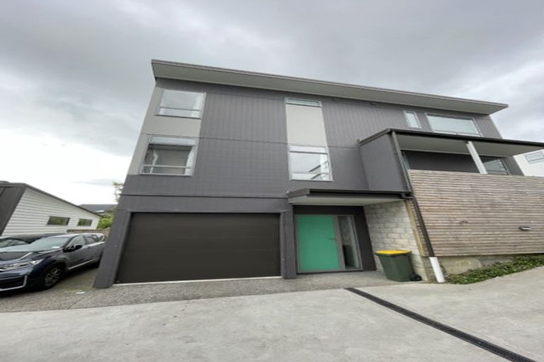 Photo of property in 5/30 Monowai Road, Johnsonville, Wellington, 6037