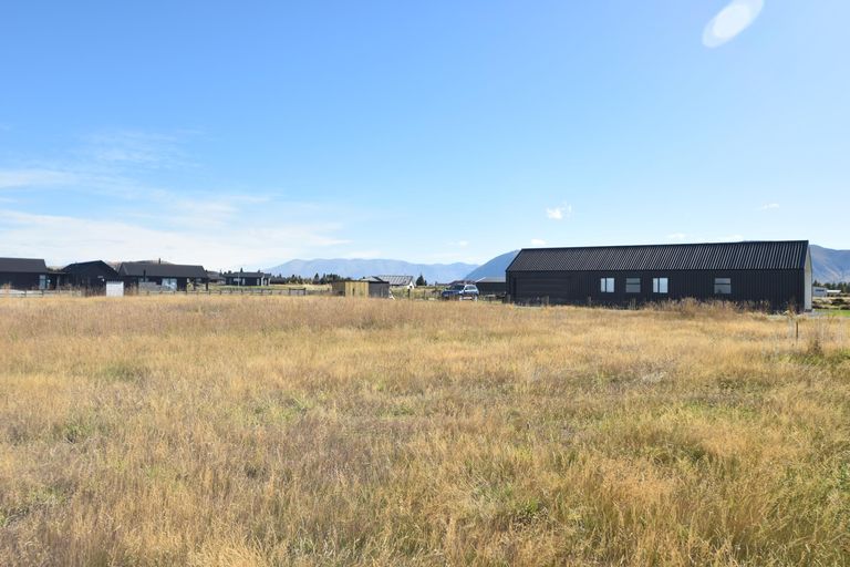 Photo of property in 16 Temple Drive, Twizel, 7901