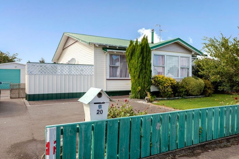 Photo of property in 20 Thyra Street, Dannevirke, 4930