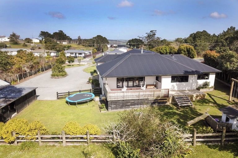 Photo of property in 211 Hokianga Road, Dargaville, 0310