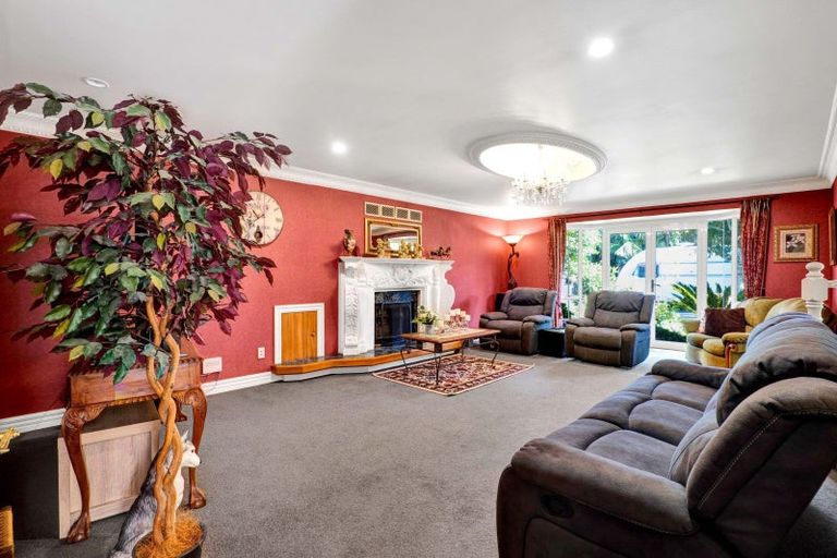 Photo of property in 30 Messenger Terrace, Oakura, 4314