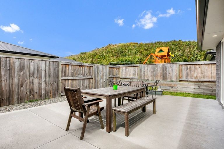 Photo of property in 55 Awataha Crescent, Pyes Pa, Tauranga, 3110