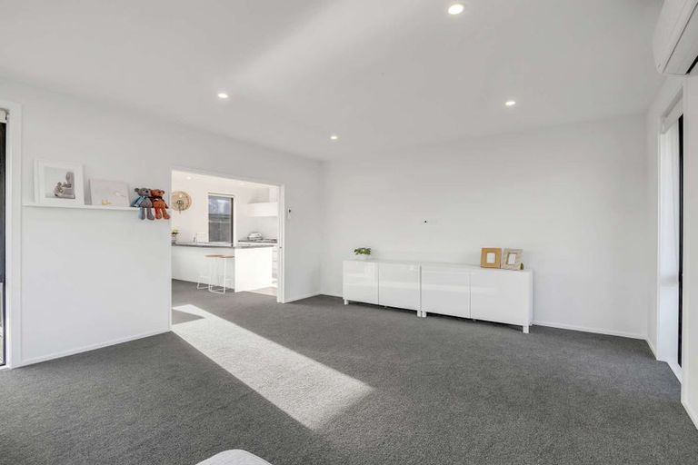 Photo of property in 80 Shillingford Boulevard, Rolleston, 7615