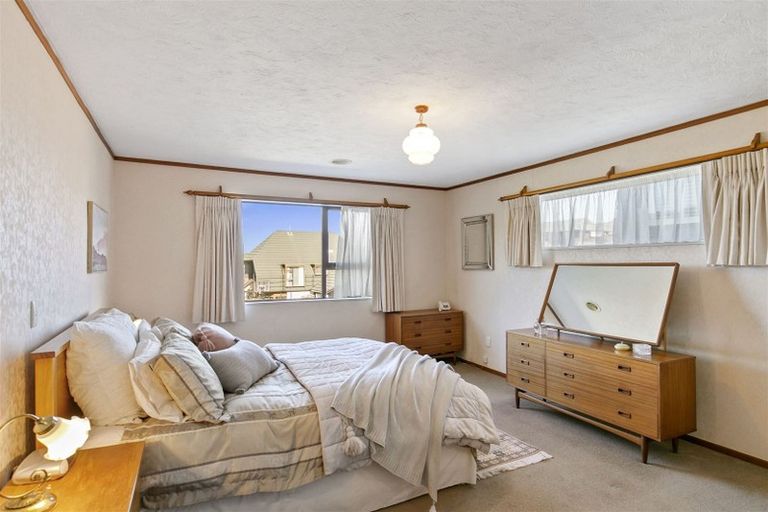 Photo of property in 14 Satara Crescent, Khandallah, Wellington, 6035