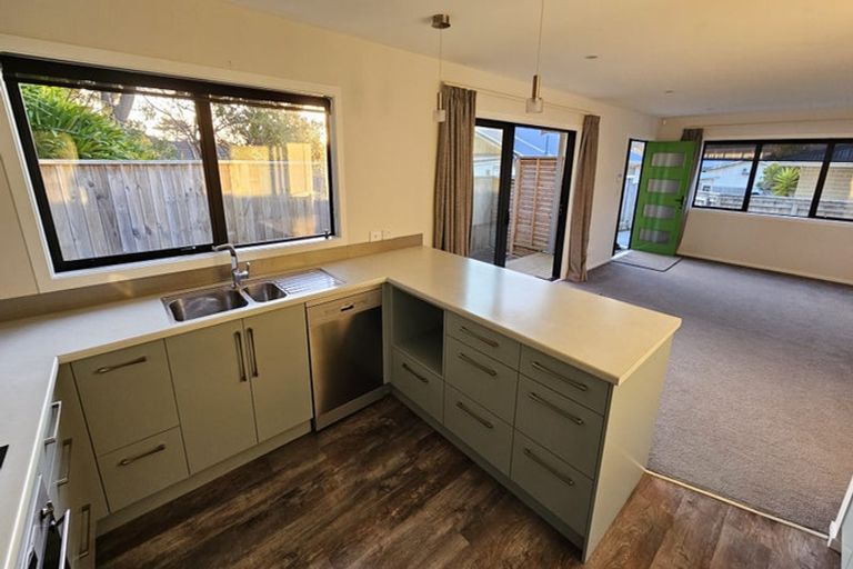 Photo of property in 16a James Street, Plimmerton, Porirua, 5026