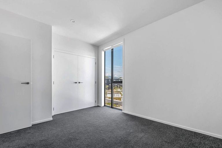 Photo of property in 61 Pipi Place, Levin, 5510