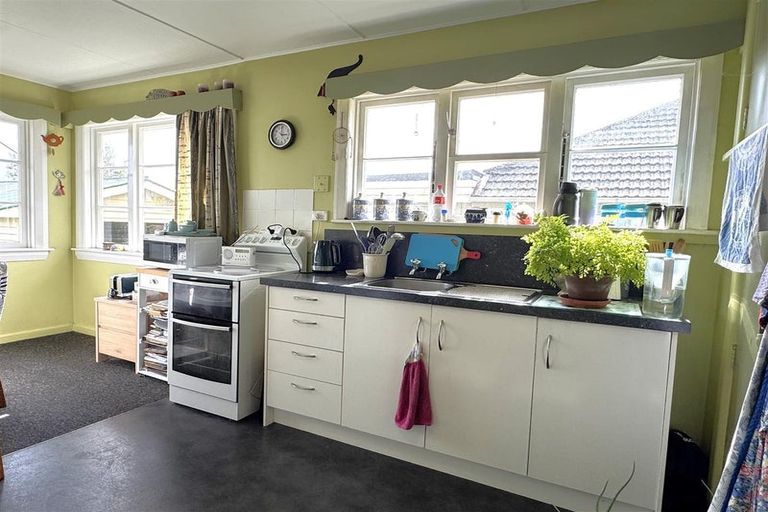 Photo of property in 18 Ashmore Avenue, Cobden, Greymouth, 7802