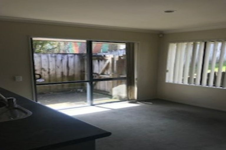 Photo of property in 52 Saralee Drive, Manurewa, Auckland, 2105