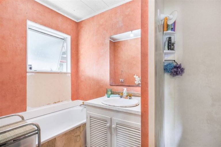 Photo of property in 87 King Street, Waiuku, 2123