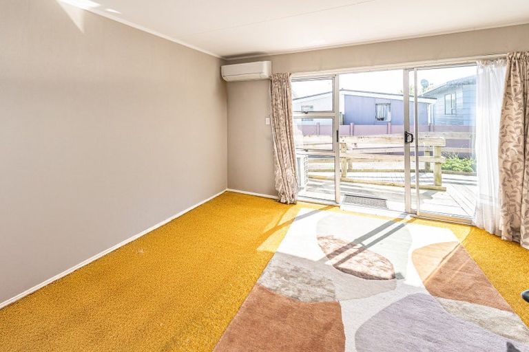 Photo of property in 2/234 Heads Road, Gonville, Whanganui, 4501