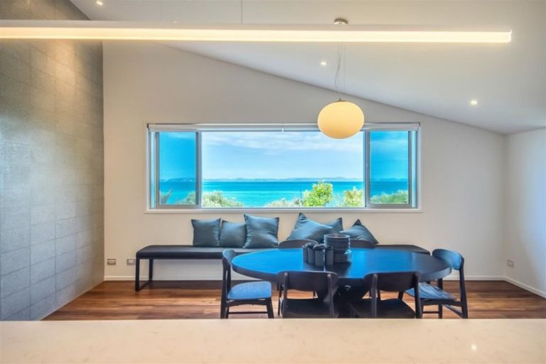 Photo of property in 98 Clovelly Road, Bucklands Beach, Auckland, 2012