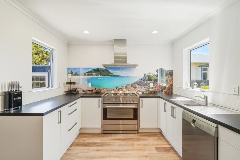 Photo of property in 5 Kawatiri Avenue, Gonville, Whanganui, 4501