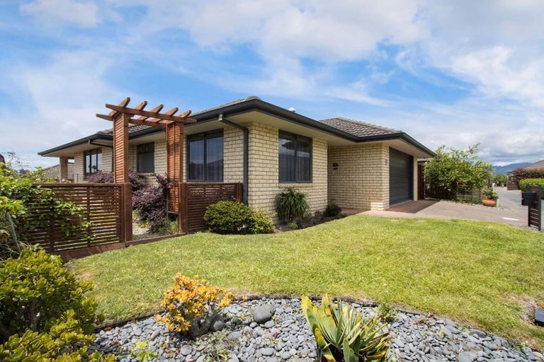 Photo of property in 55 Malta Crescent, Katikati, 3129