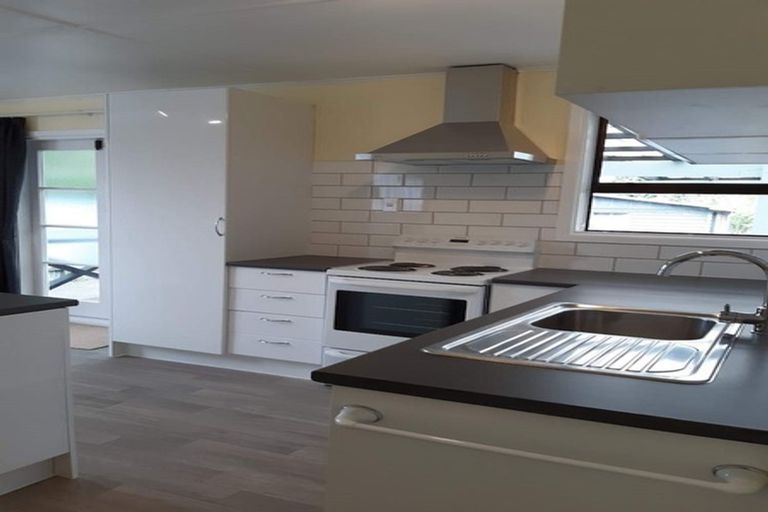 Photo of property in 1115 Jellicoe Street, Mayfair, Hastings, 4122