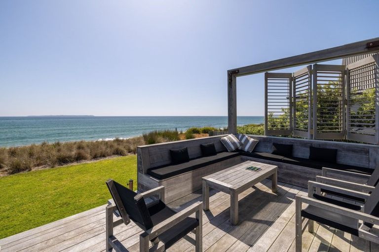Photo of property in 23 Karewa Parade, Papamoa Beach, Papamoa, 3118