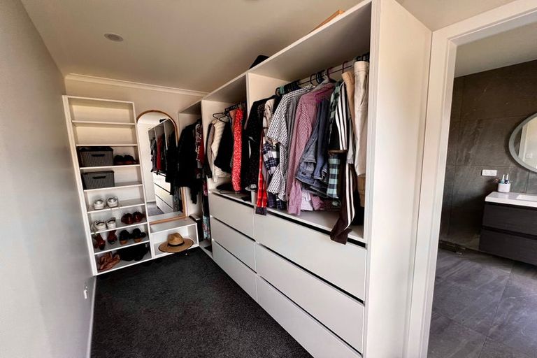 Photo of property in 74 Cologne Street, Martinborough, 5711