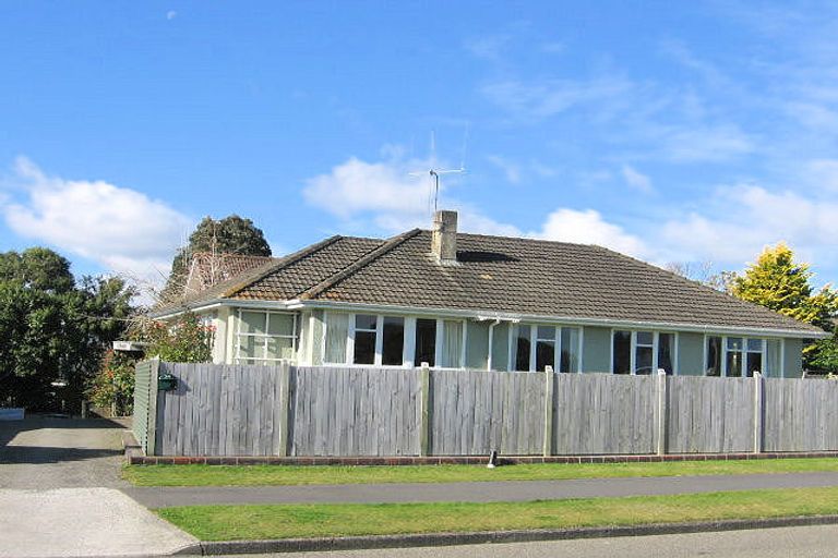 Photo of property in 24a Ascot Street, Hokowhitu, Palmerston North, 4410