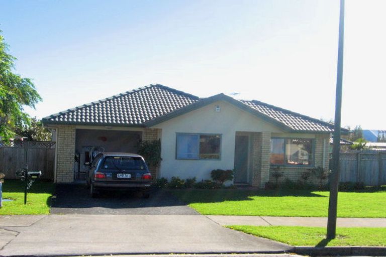 Photo of property in 1/39 Montilla Place, Manurewa, Auckland, 2102