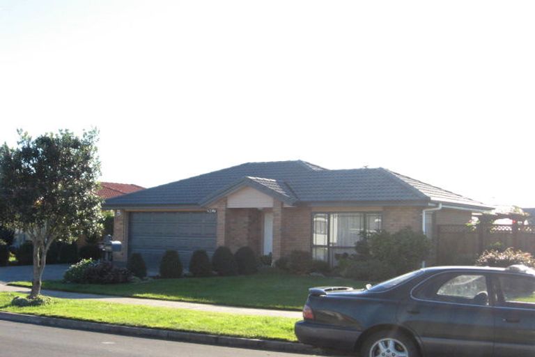 Photo of property in 21 Blackwood Drive, Wattle Downs, Auckland, 2103