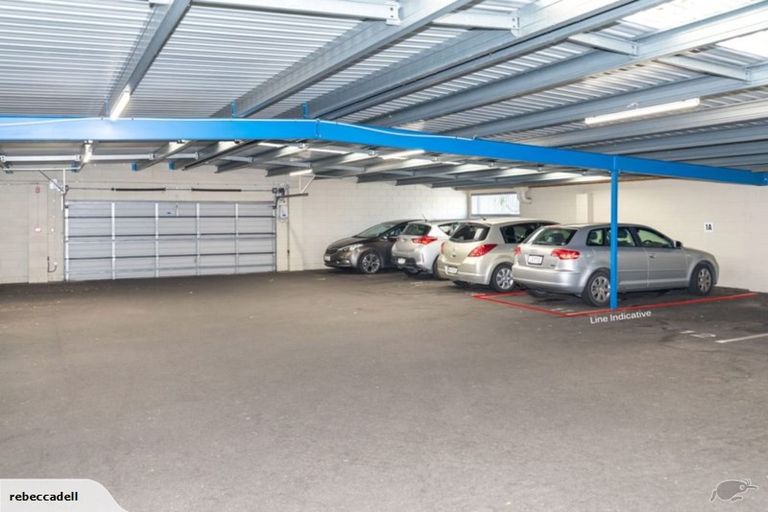 Photo of property in 1a/11 London Street, Hamilton Central, Hamilton, 3204