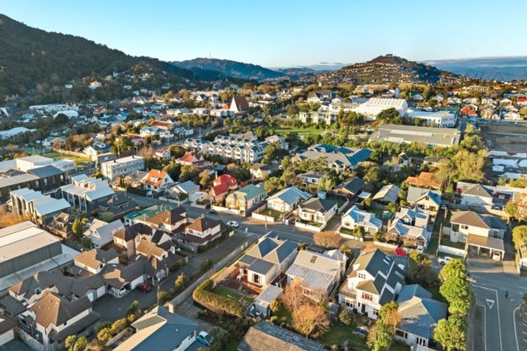 Photo of property in 18 Campbell Street, Karori, Wellington, 6012
