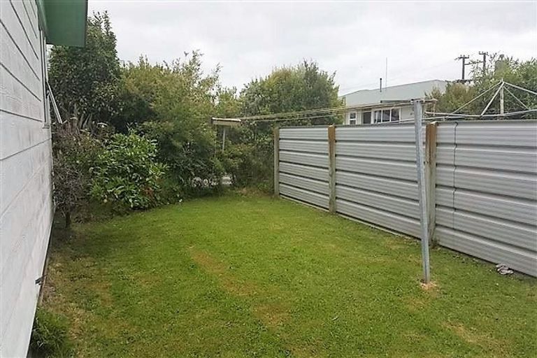 Photo of property in 36-38 Seaforth Avenue, Milson, Palmerston North, 4414