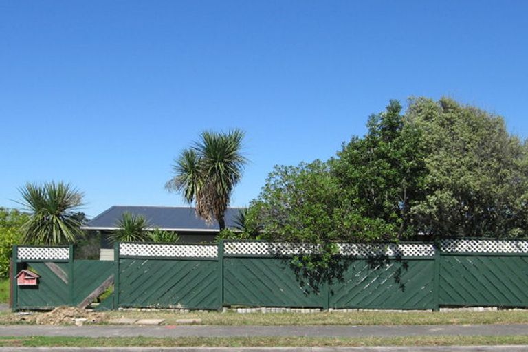 Photo of property in 125 Oreil Avenue, West Harbour, Auckland, 0618