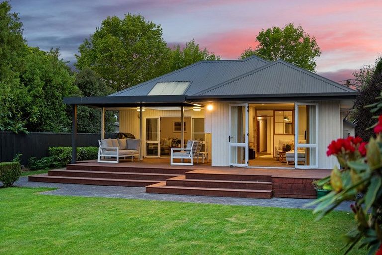 Photo of property in 107 Tomes Road, St Albans, Christchurch, 8052