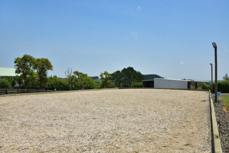 Photo of property in 639 Peak Road, Helensville, 0875