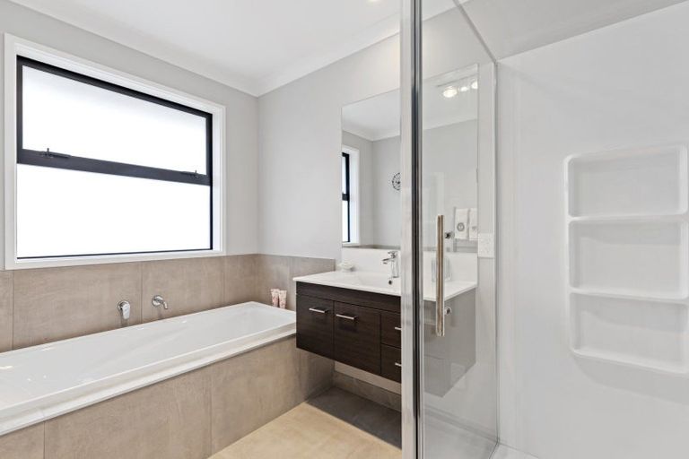 Photo of property in 11 Stevenson Drive, Papamoa, 3118