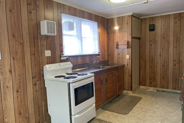 Photo of property in 38 Treadwell Street, Naenae, Lower Hutt, 5011