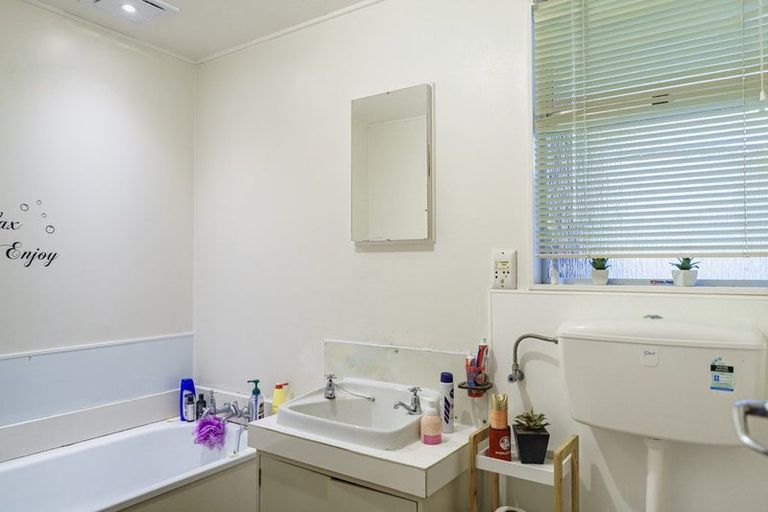 Photo of property in 45 Caernarvon Drive, Flaxmere, Hastings, 4120