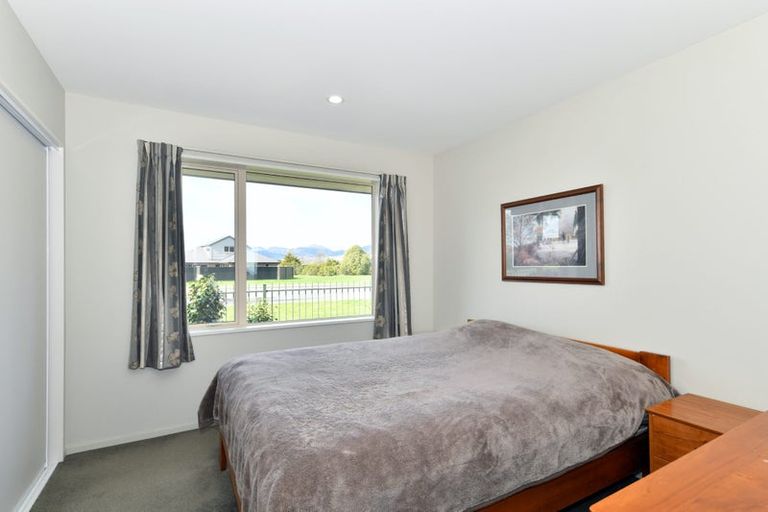 Photo of property in 3 Somerville Crescent, Aidanfield, Christchurch, 8025