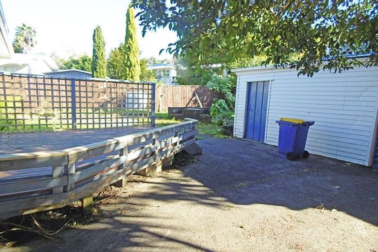 Photo of property in 31 Orion Place, Hillcrest, Auckland, 0627